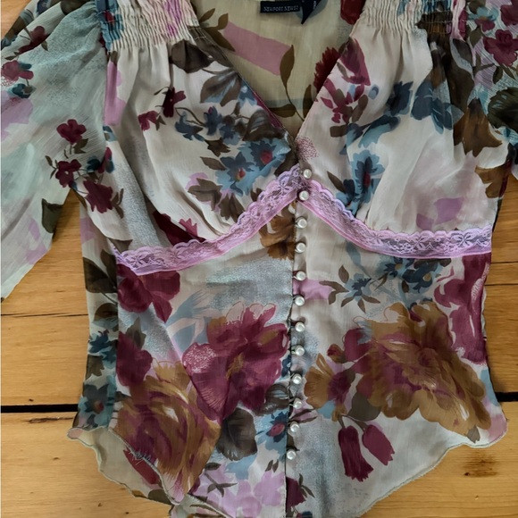 Newport News Floral Blouse - Picture 4 of 6